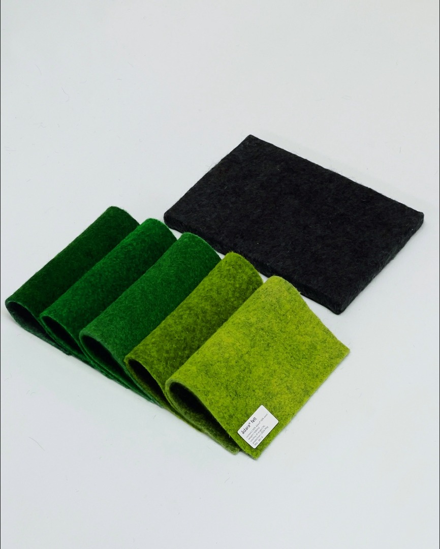 ādara® felt samples in green and charcoal