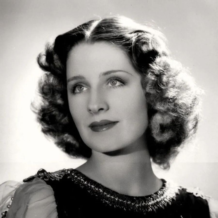 The Beauty Revolution: The Rise of Waves in the 1930s